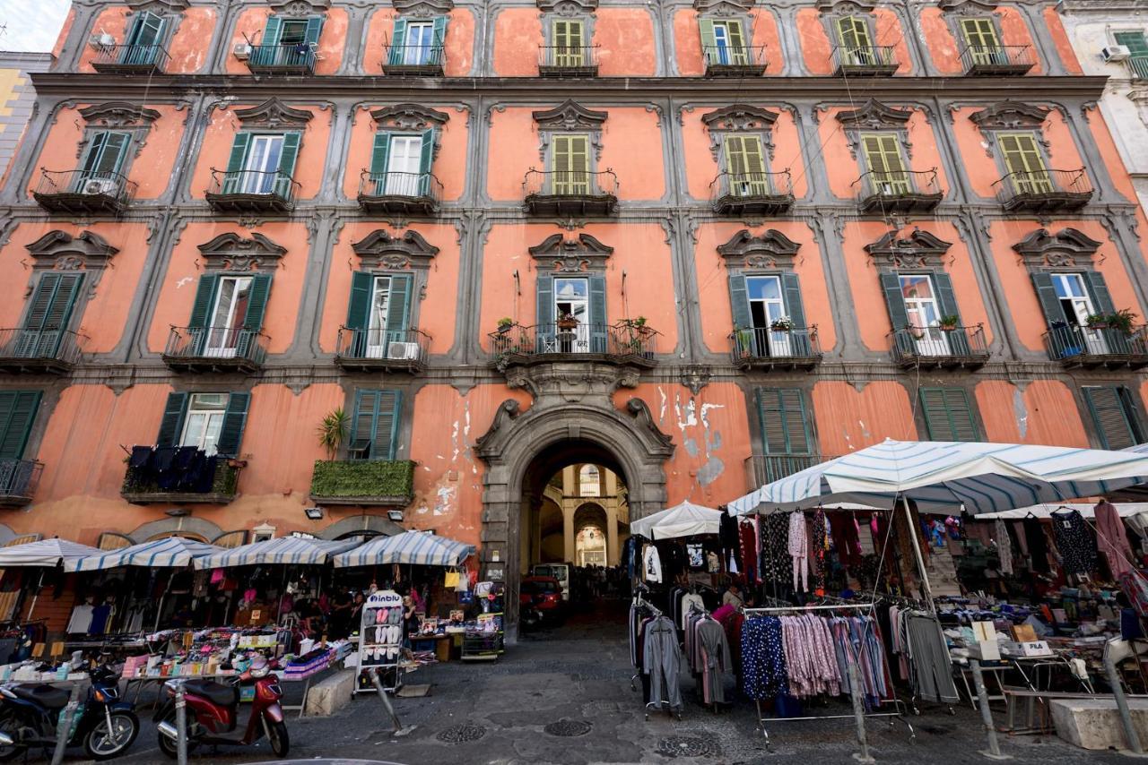 Palazzo Dello Spagnolo Suite Naples Extérieur photo