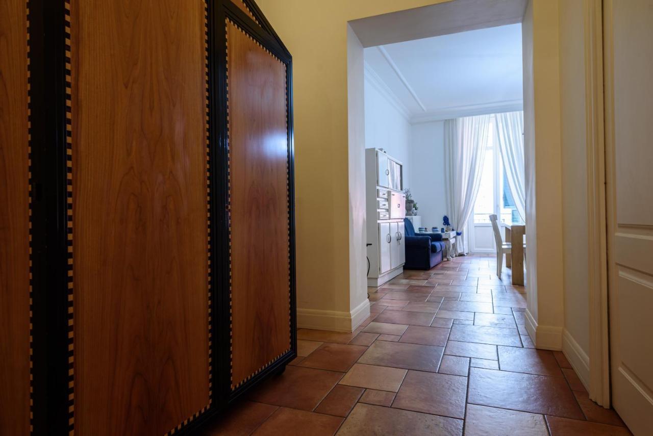 Palazzo Dello Spagnolo Suite Naples Extérieur photo