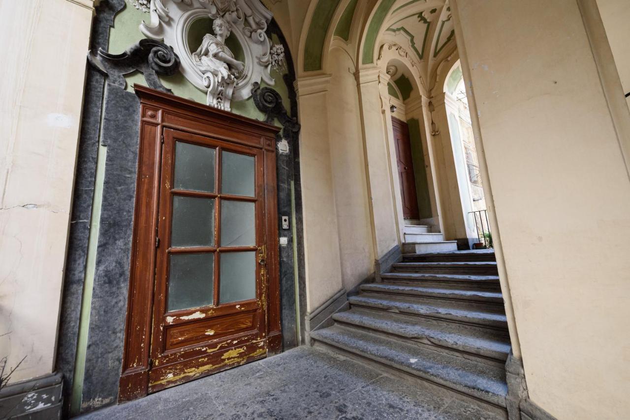 Palazzo Dello Spagnolo Suite Naples Extérieur photo