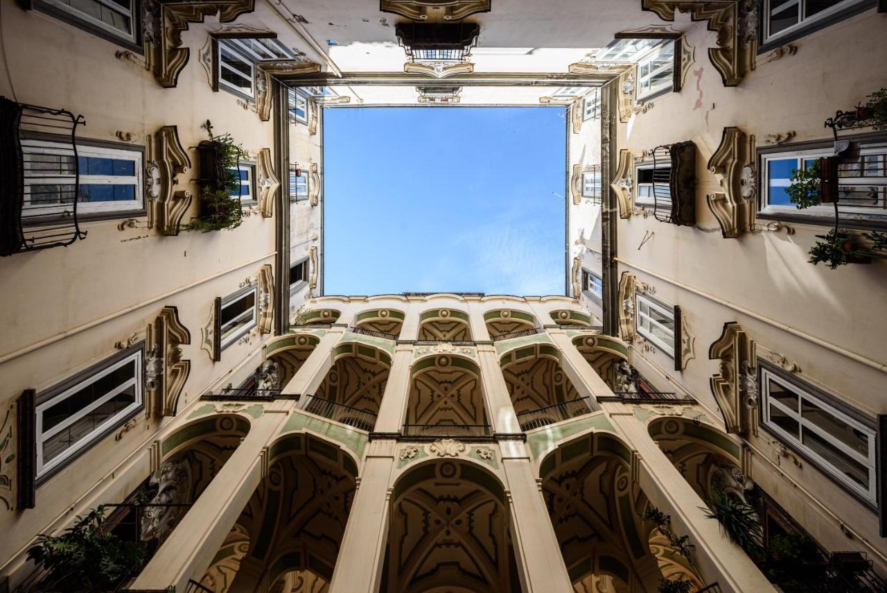 Palazzo Dello Spagnolo Suite Naples Extérieur photo