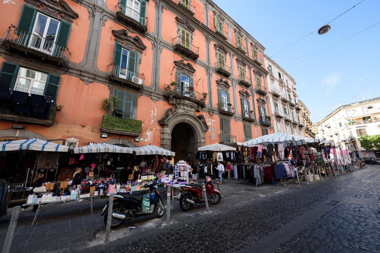 Palazzo Dello Spagnolo Suite Naples Extérieur photo